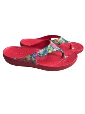 Alegria Ode Recovery Sandals in the 'Itchycoo" Print. Size 41